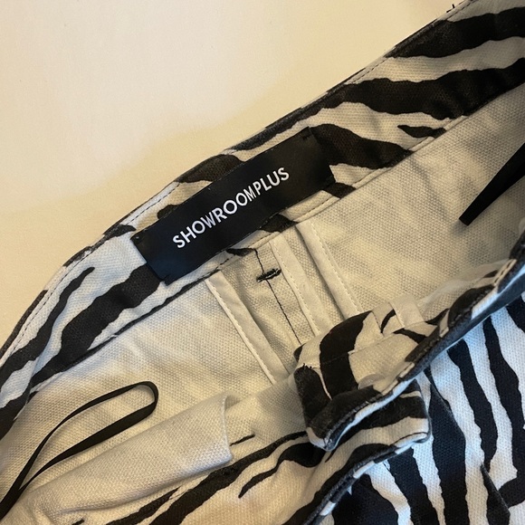 Zebra pants - Picture 9 of 10